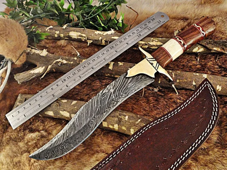 15" Handmade Damascus Hunting Bowie Knife with Sheath