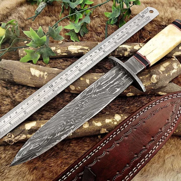 13" Damascus Hunting Dagger Knife with Leather Sheath